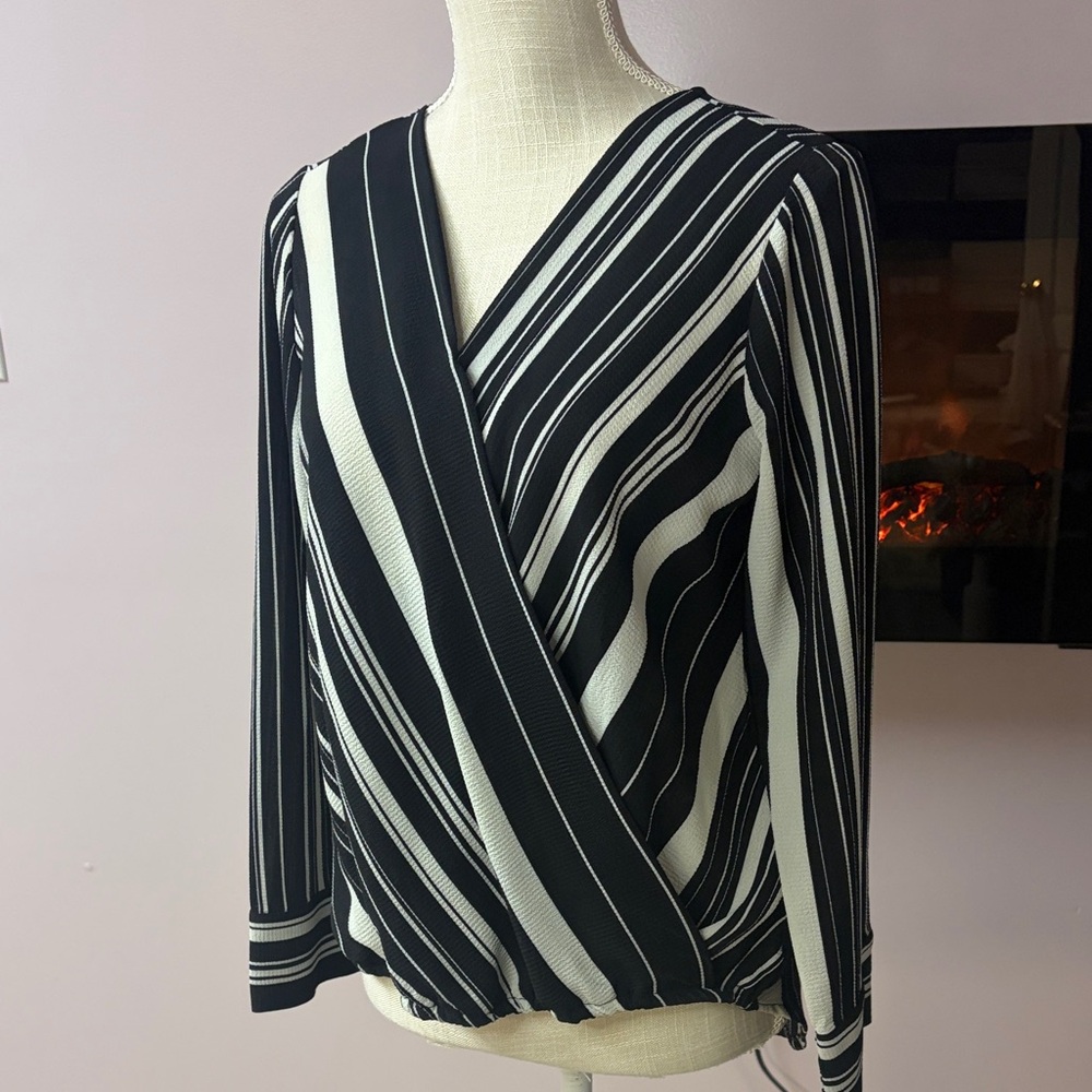 Cocomo Elegant Black and White Wrap Blouse Small